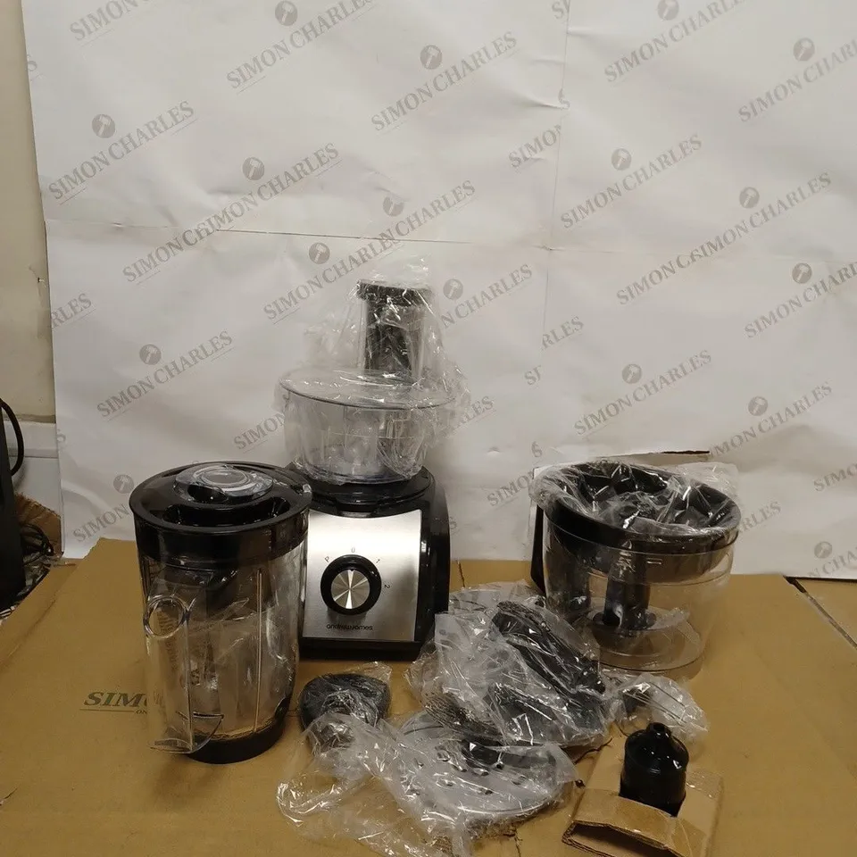 ANDREW JAMES MULTIFUNCTIONAL 800W FOOD PROCESSOR - OVER 10 DIFFERENT ATTACHMENTS INCLUDING SLICER DISCS 1.5L BLENDER JUG CITRUS JUICER COFFEE AND NUT GRINDER ELECTRIC WHISK AND MINI PROCESSOR BOWL