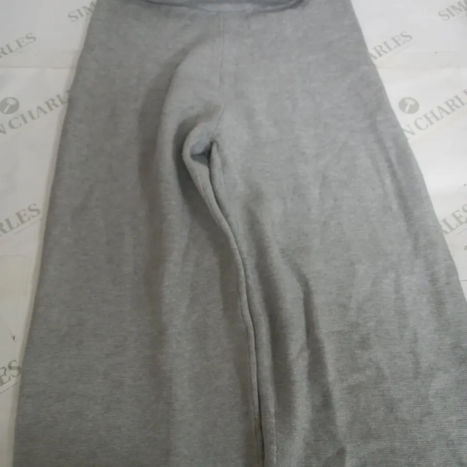 STRADIVARIUS LIGHT GREY STRECH TROUSERS - EUR M
