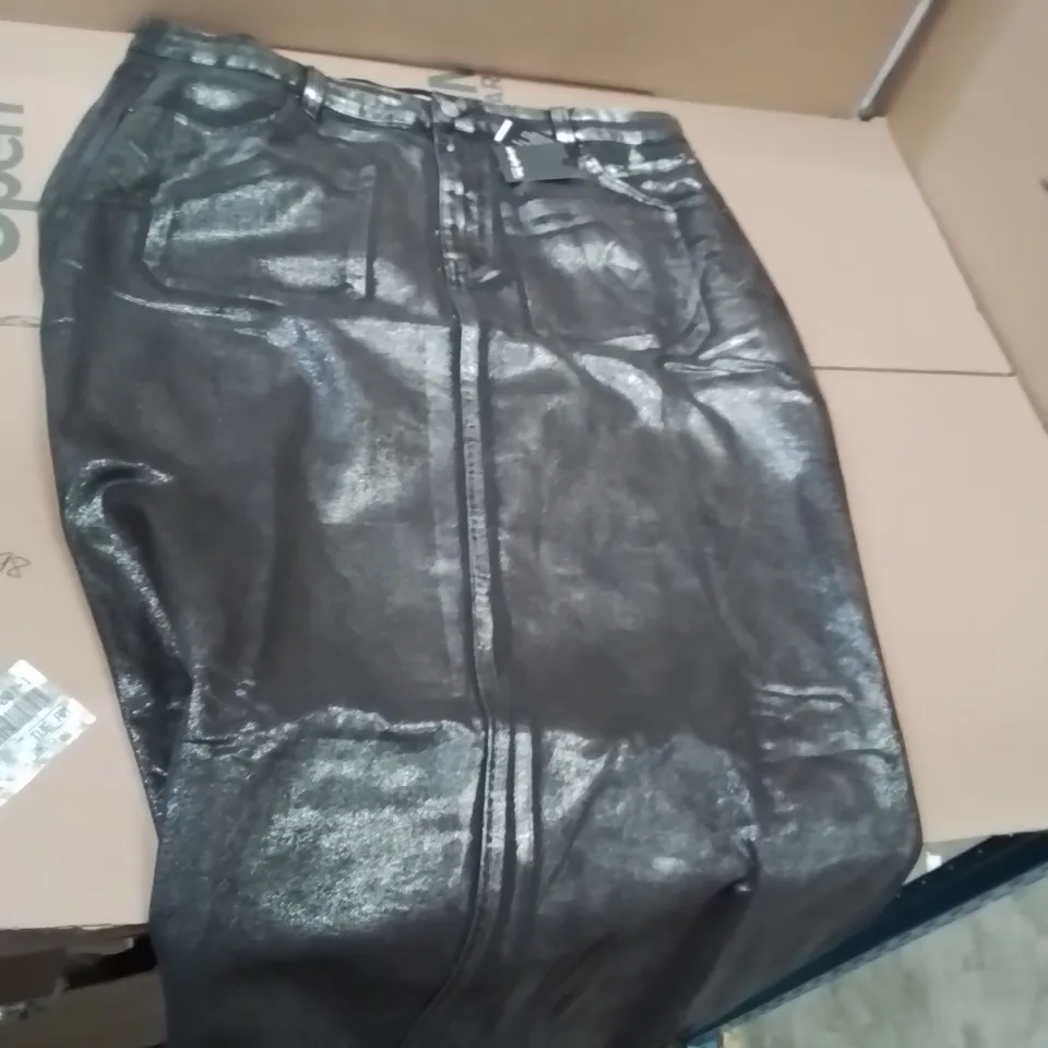 BOXED BRAND NEW APPROXIMATELY 14 SIMPLY BE MAXI SKIRT BLACK/SILVER SIZE 20