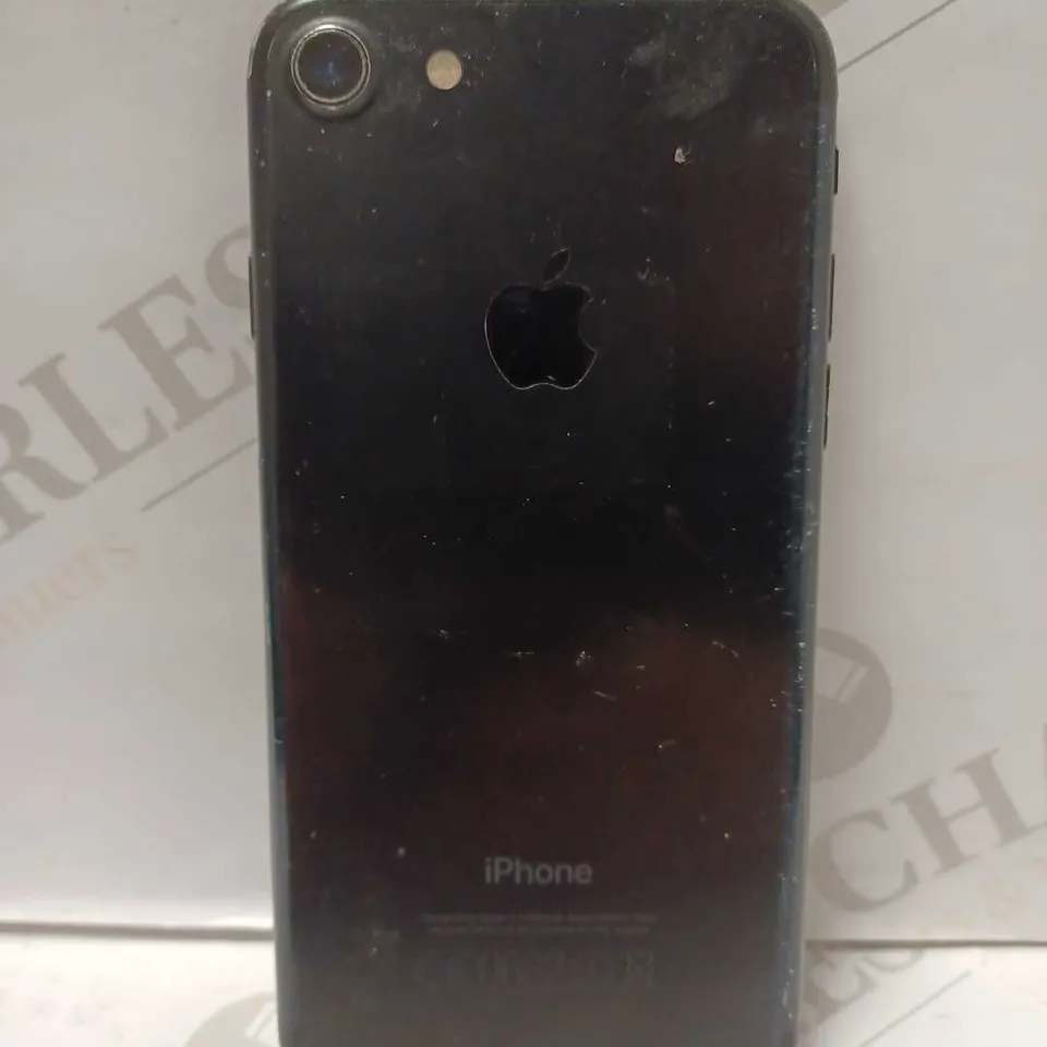 APPLE IPHONE 7 (A1778) - BLACK