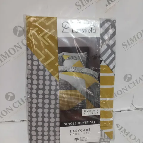 CATHERINE LANSFIELD LARSSON GEO OCHRE REVERSIBLE DUVET COVER AND PILLOWCASE SET