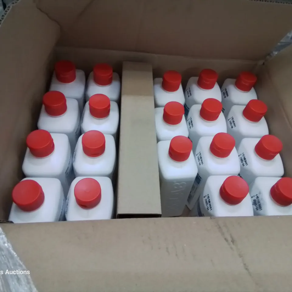 PALLET OF APPROXIMATELY 33 CASES OF SANITIZER GEL & SKINMAN SOFT PROTECT FF