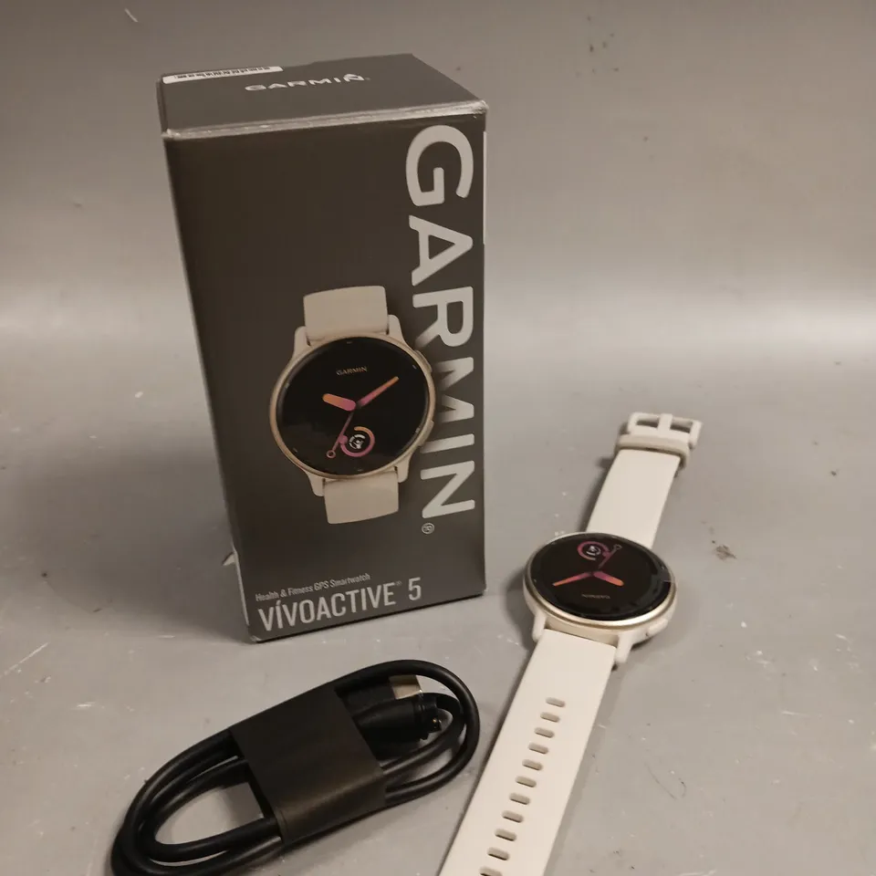 BOXED GARMIN VIVOACTIVE 5 HEALTH & FITNESS GPS SMARTWATCH 