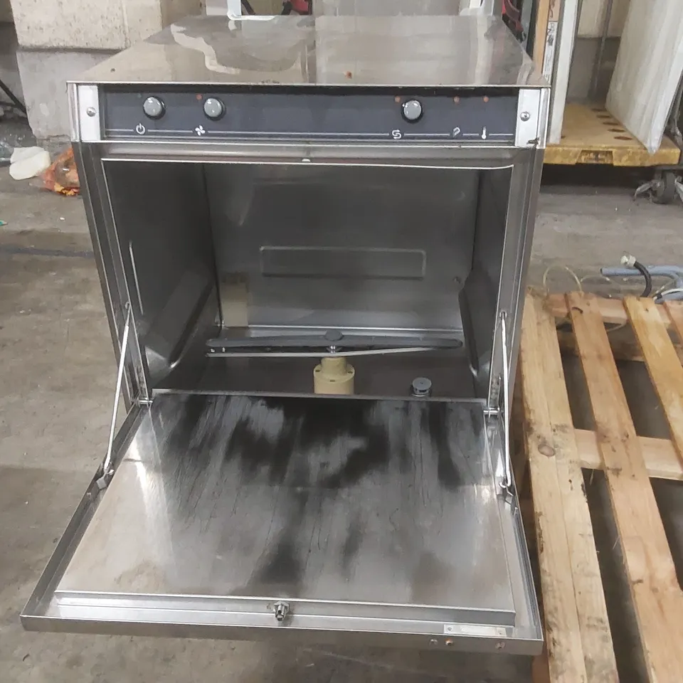 DC SERIES SD50A ISD COMMERCIAL WASHING MACHINE