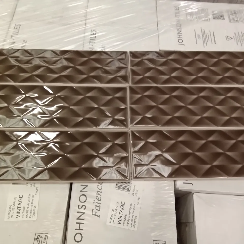 PALLET OF 64 PACKS OF 34 BRAND NEW VINTAGE TAUPE TILES- EACH PACK COVERS APPROXIMATELY 1M² (TOTAL APPROX. 64 Sq.Metres)