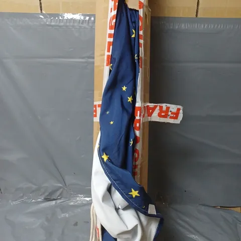 HABITAT SPACE TEEPEE