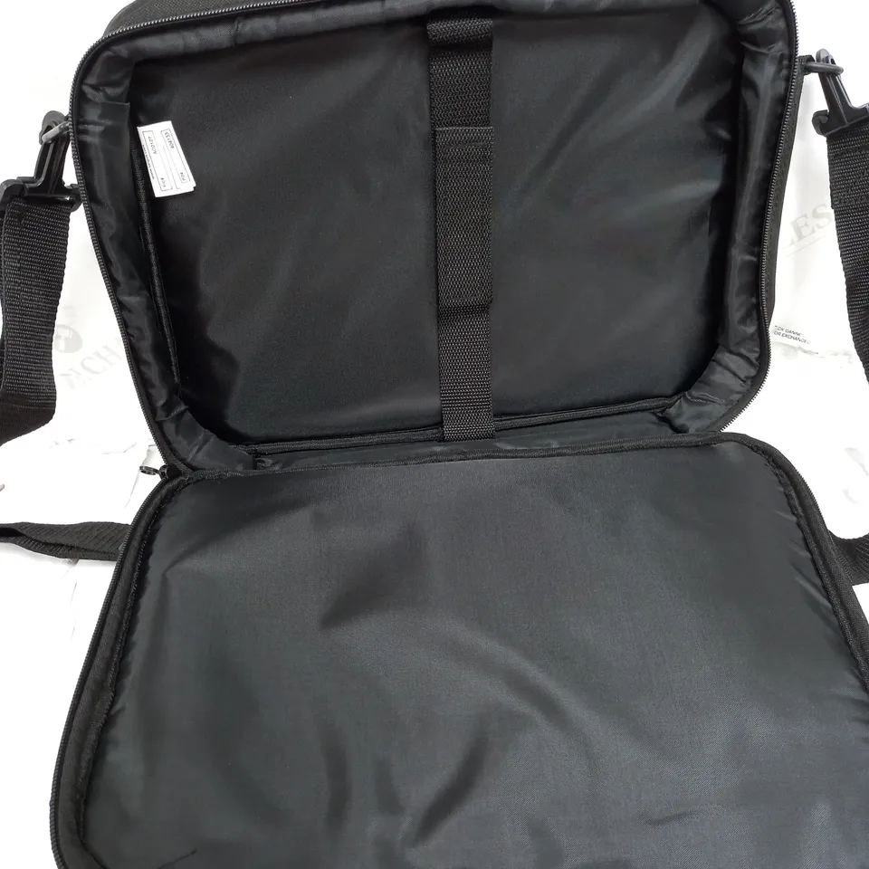 TARGUS CLASSIC LAPTOP BAG IN BLACK