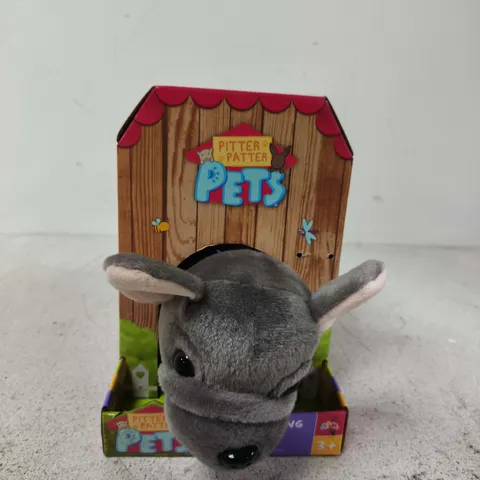 PITTER PATTER PETS PLUSH DOG TOY β GREY
