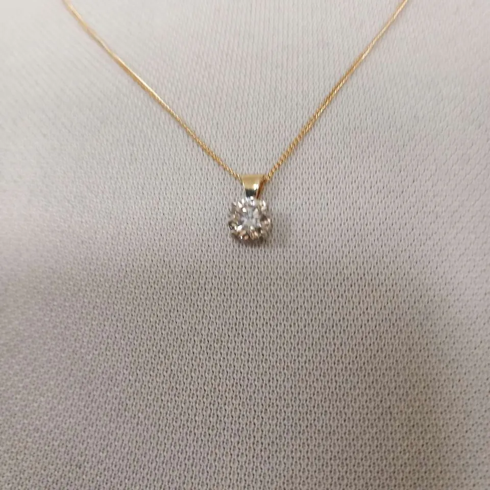 18CT GOLD PENDANT ON CHAIN, SET WITH A NATURAL DIAMOND WEIGHING +1.02CT