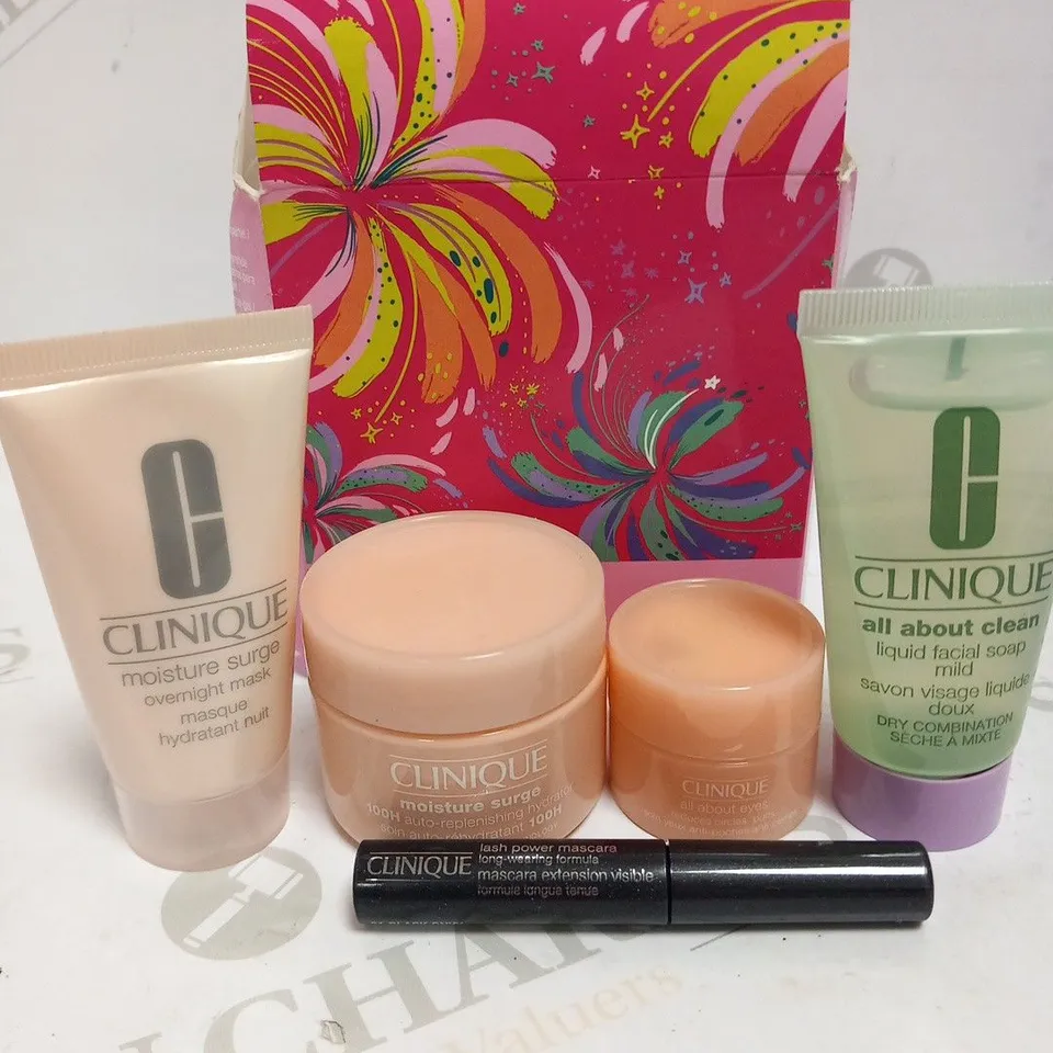 BOXED CLINIQUE GIFT SET