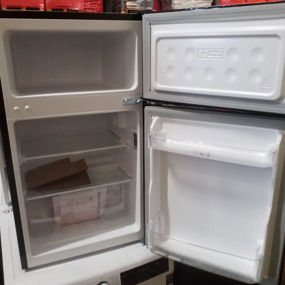 RUSSELL HOBBS RH85UCFF482E1W 85CM 70/30 SMALL FRIDGE FREEZER - BLACK