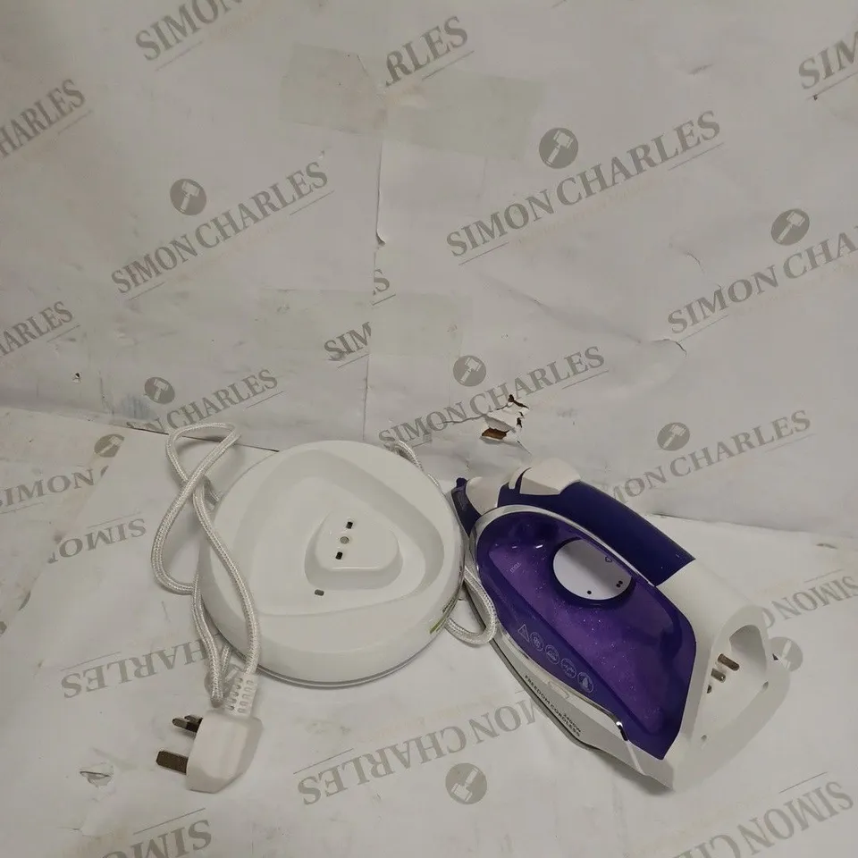 RUSSELL HOBBS FREEDOM CORDLESS 2400W IRON