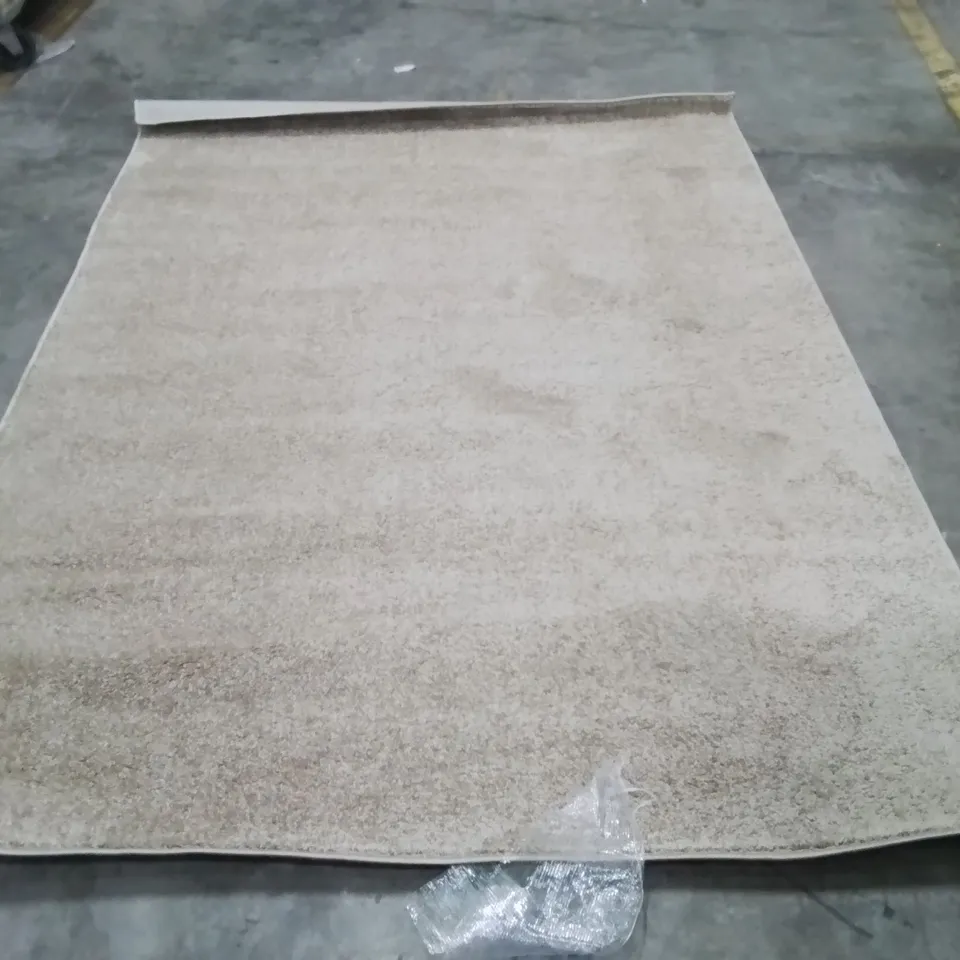 QUALITY DESIGNER AREA RUG - APPROXIMATELY 230X165CM