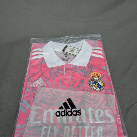 BAGGED REAL MADRID FC SPECIAL EDITION SHIRT SIZE M