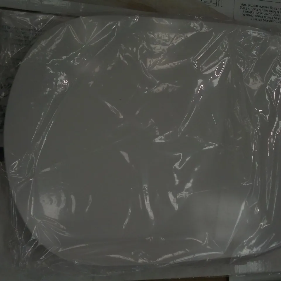 BOXED IDEAL STANDARD THIN TOILET SEAT - WHITE