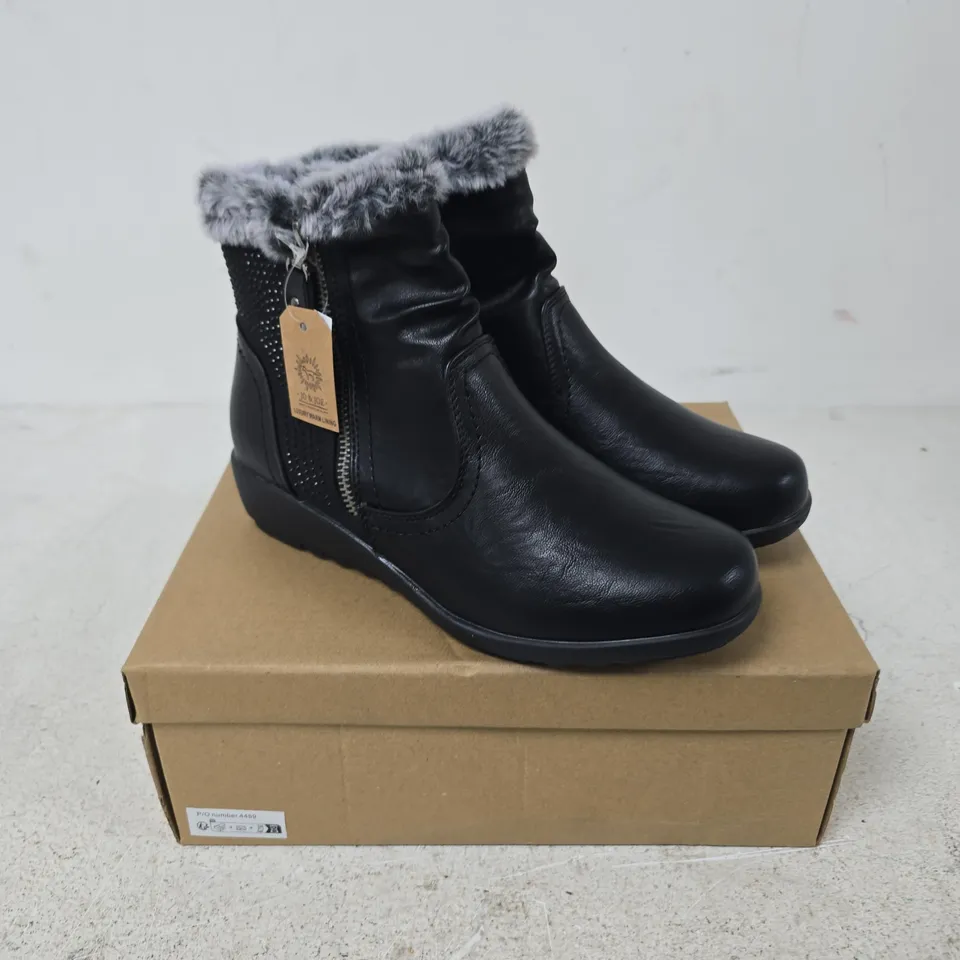 JO & JOE BASIL WOMEN'S BLACK LEATHER ANKLE BOOTS – UK SIZE 6