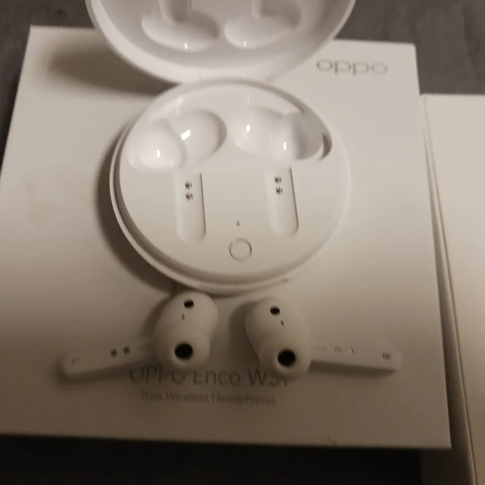 BOXED OPPO ENCO W31 TRUE WIRELESS HEADPHONES