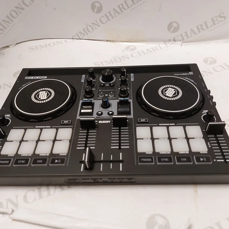 RELOOP BUDDY COMPACT 2-CHANNEL DJ CONTROLLER