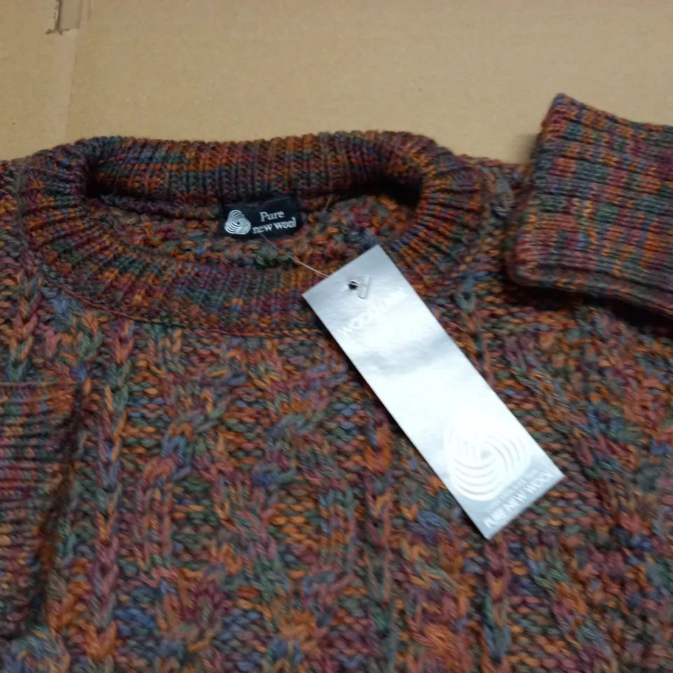 LOT OF APPROXIMATELY 15 PURE NEW WOOL JUMPERS - SIZE UNSPECIFIED