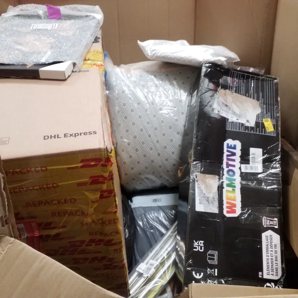 PALLET CONTAINING ASSORTED PRODUCTS INCLUDING KIDS KICK SCOOTER, KITCHEN FAUCET, A3 WOODEN PICTURE FRAMES & RETRACTABLE SAFTEY GATE