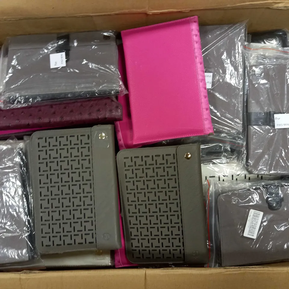 LOT OF APPROXIMATELY 70 ASSORTED TABLET CASES