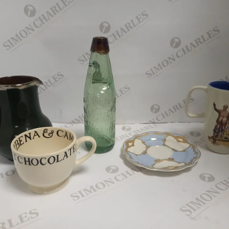 LOT OF 12 ASSORTED POTTERY/GLASS ITEMS - COLLECTION ONLY 