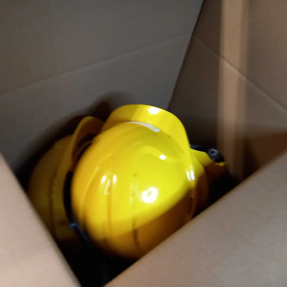 LOT OF APPROX 6 YELLOW JONESHARGEAVES HARD HATS