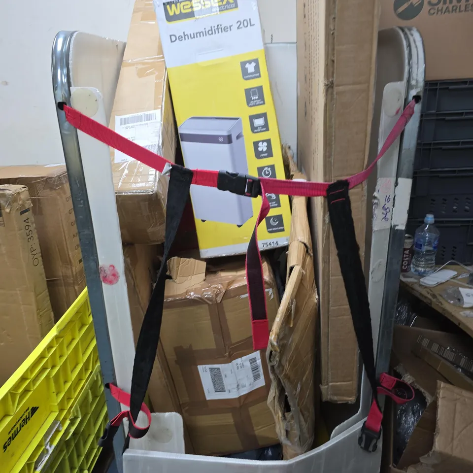 CAGE OF APPROXIMATELY 10 ASSORTED DAMAGED ITEMS 