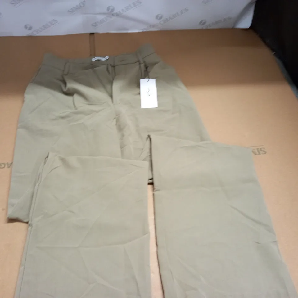 STRADIVARIUS KHAKI TROUSERS - UK 8