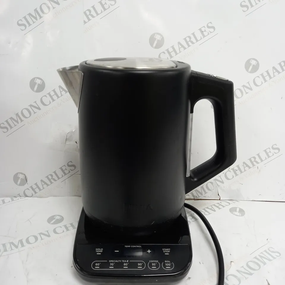 BOXED NINJA PERFECT TEMPERATURE KETTLE KT200UK