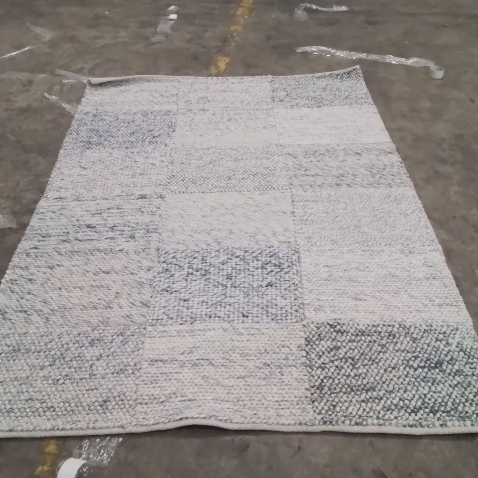 QUALITY DESIGNER AREA RUG - APPROXIMATELY 230X160CM