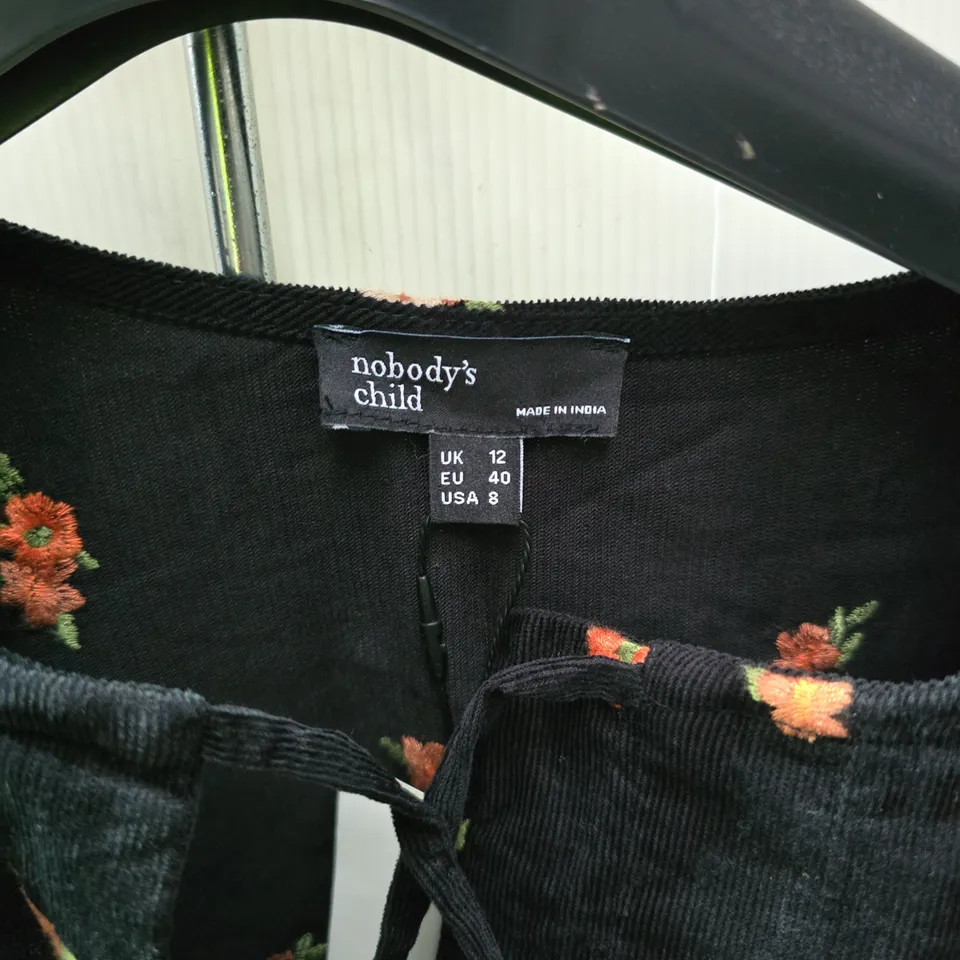 NOBODY'S CHILD BLACK FLORAL EMBROIDERED DRESS – UK 12 (EU 40)