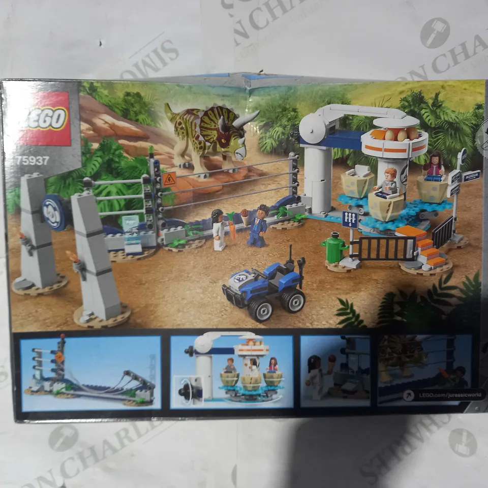 LEGO 75937 JURASSIC WORLD TRICERATOPS RAMPAGE