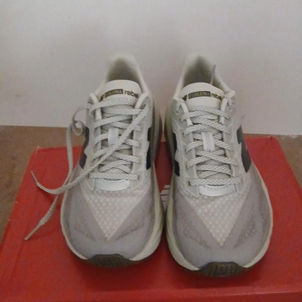 NEW BALANCE FUELCELL REBEL – MEN'S RUNNING SHOES (US 6.5) UK 4.5 