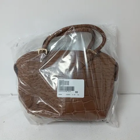 BAGGED ASHWOOD LEATHER ZARA CROC GRAB BAG IN CHOCOLATE