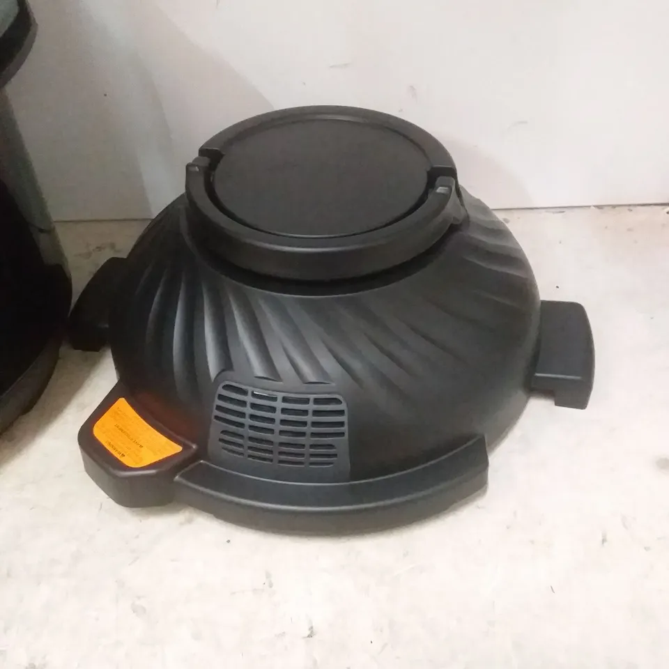 BOXED INSTANT POT AF8 PRO CRISP + AIR FRYER