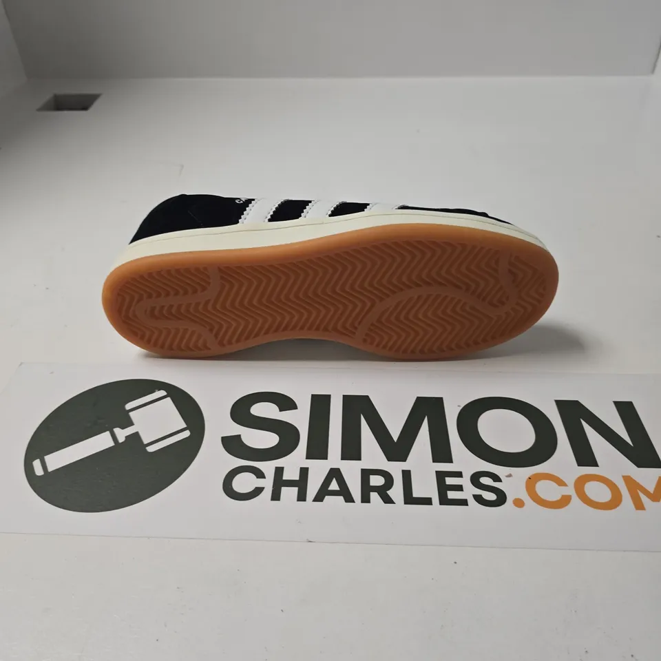 UNBOXED PAIR OF ADIDAS CAMPUS TRAINERS IN BLACK/WHITE - UK 6