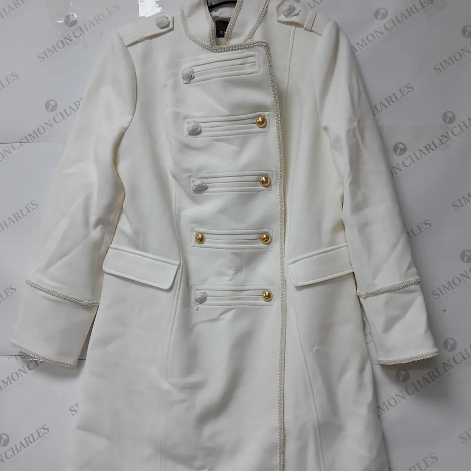 JULIEN MCDONALD LADIES CREAM COAT SIZE 20