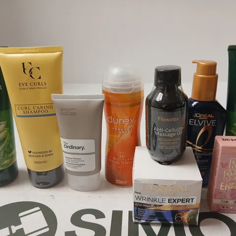 APPROX 12 ASSORTED BEAUTY PRODUCTS TO INCLUDE ALOE PURA GEL, THE ORDINARY CLEANSER, L'OREAL ANTI WRINKLE CREAM, ETC