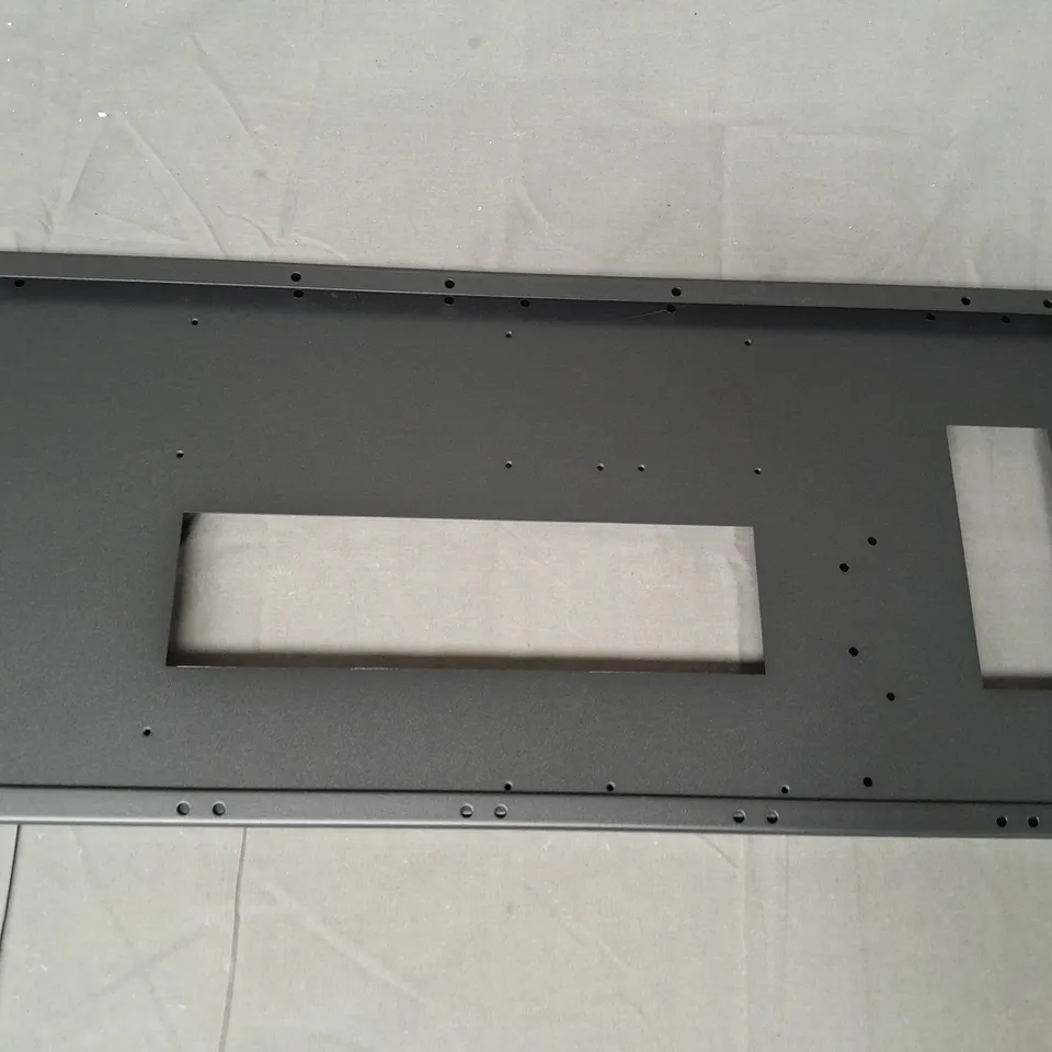 BOXED UNBRANDED COMPUTER FRAME IN BLACK
