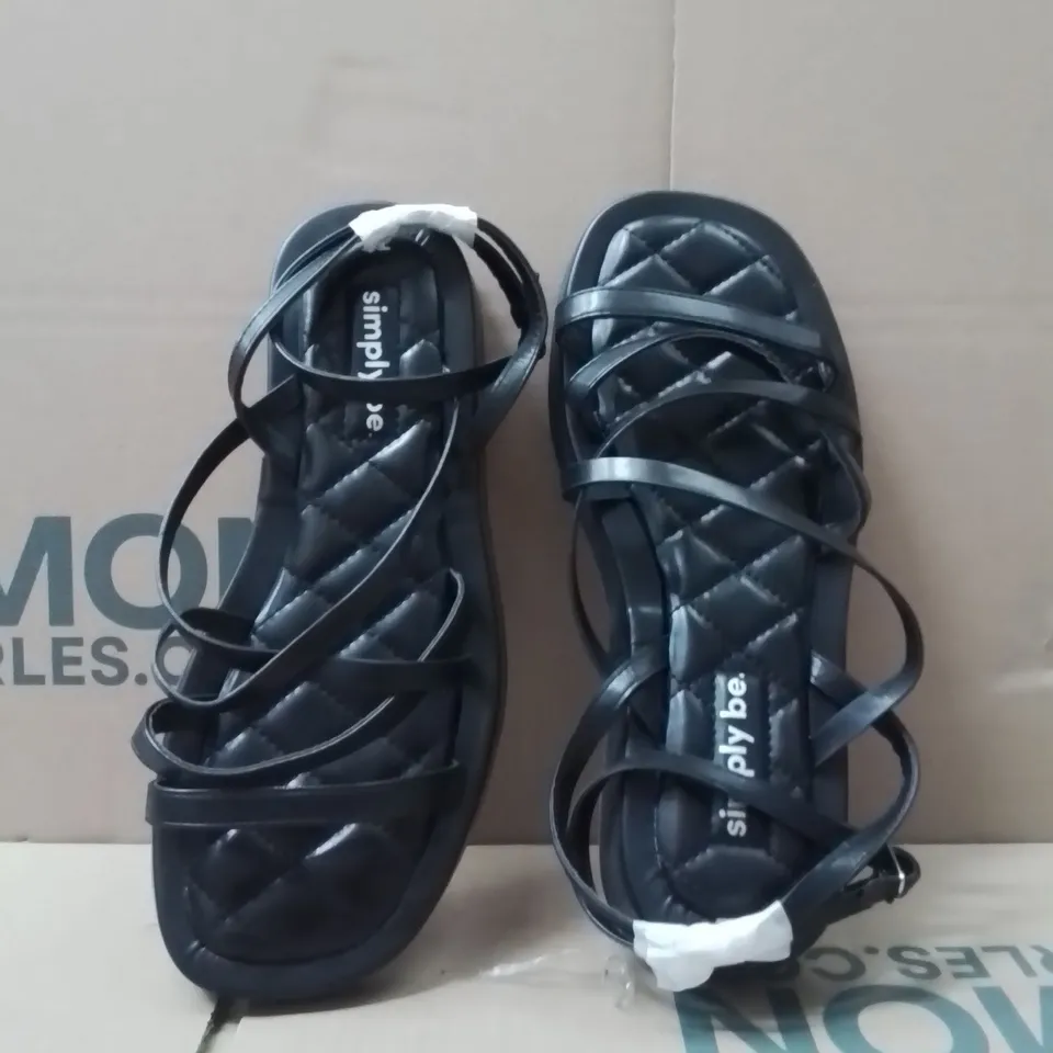 BOXED BRAND NEW APPROXIMATELY 6 SIMPLY BE PHEOBE WIDE SHOES BLACK SIZE 8
