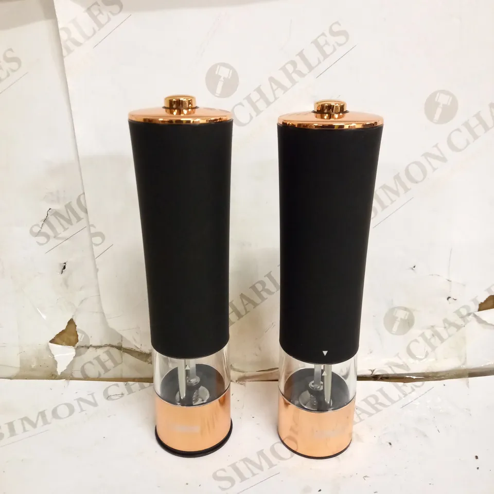 TOWER ELECTRIC SALT AND PEPPER MILL 