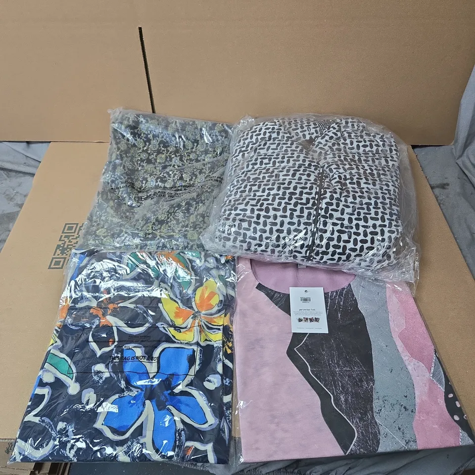 BOX OF APPROXIMATELY 25 X ASSORTED CLOTHING ITEMS TO INCLUDE TAMSY BLACK AND WHITE COAT ETC