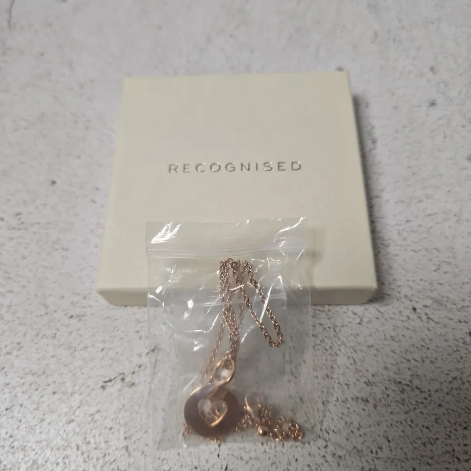 RECOGNISED ROSE GOLD-TONE NECKLACE WITH HEART PENDANT