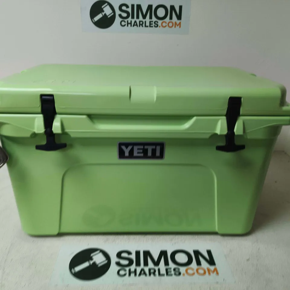 YETI TUNDRA 45 COOLER – LIME GREEN