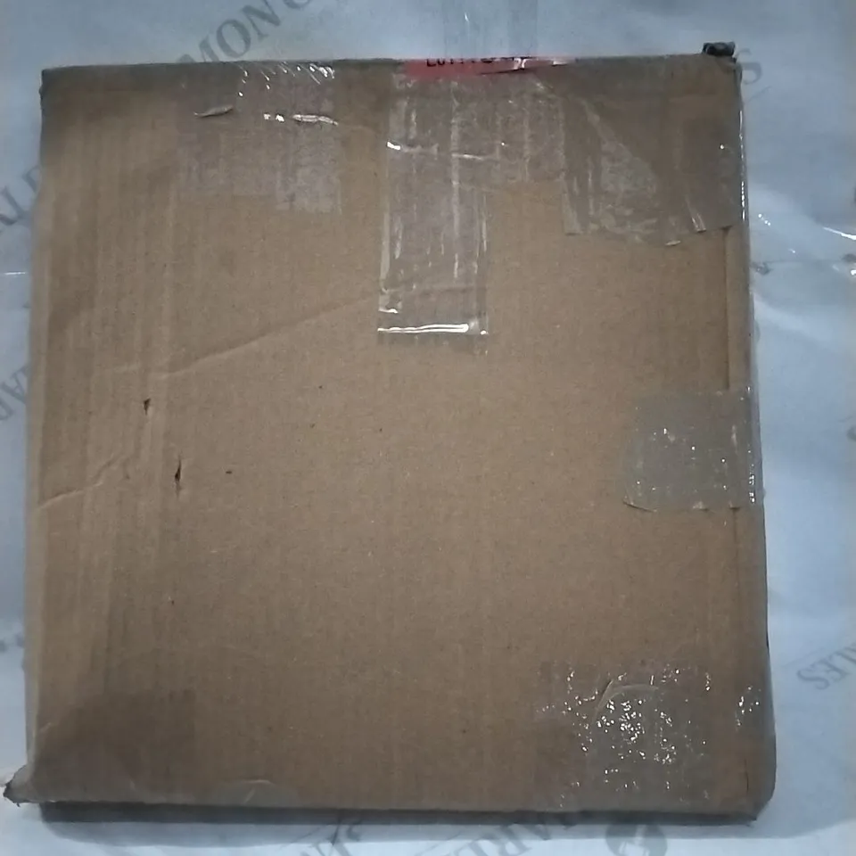 BOXED DEX GLASS NO PATTERN ROUND PLACEMAT