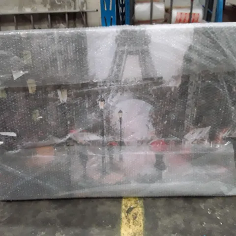 EIFFEL TOWER AT DUSK ART CLASSIC - WRAPPED CANVAS