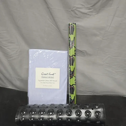 BOX OF APPROXIMATELY 15 ASSORTED HOUSEHOLD ITEMS TO INCLUDE PILLOWCASES, FESTIVE CAT WRAPPING PAPER AND A CLEAR RUBBER MAT