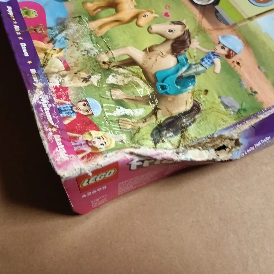 LEGO FRIENDS HORSE & BABY FOAL TRAILER – SET 42695 (279 PCS) – BOXED