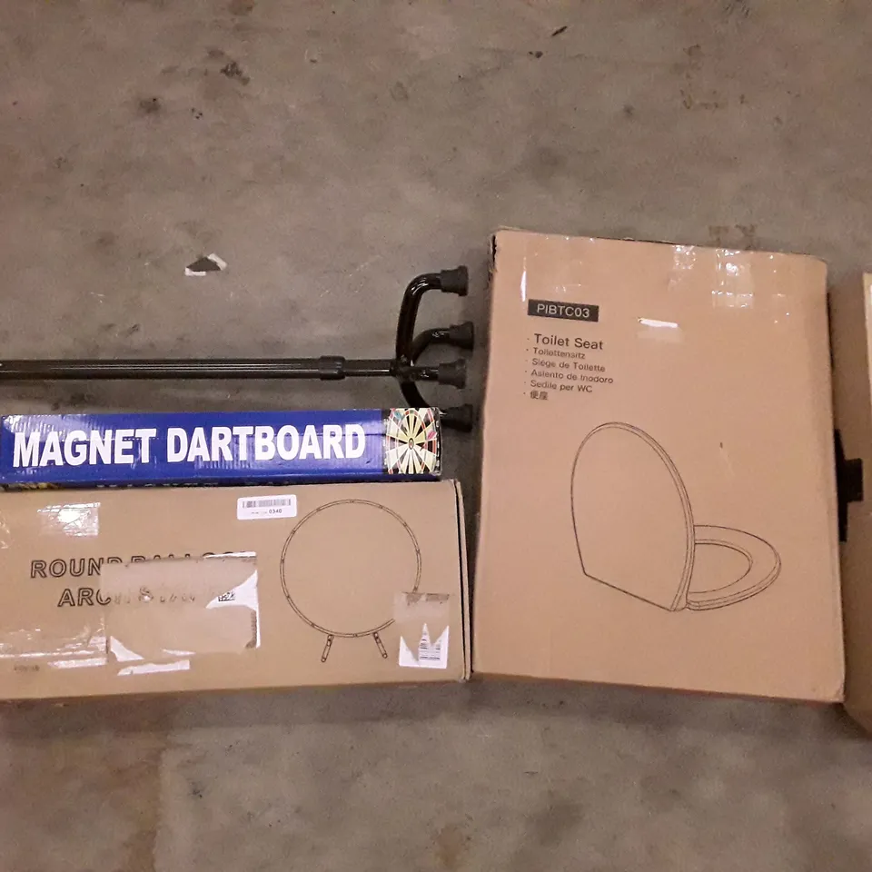 PALLET OF ASSORTED PRODUCTS INCLUDING TOILET SEAT, NEEWER DESK LIGHT MOUNT, ROUND BALLOON ARCH, MAGNET DARTBOARD, VIVE WALKING STICK  
